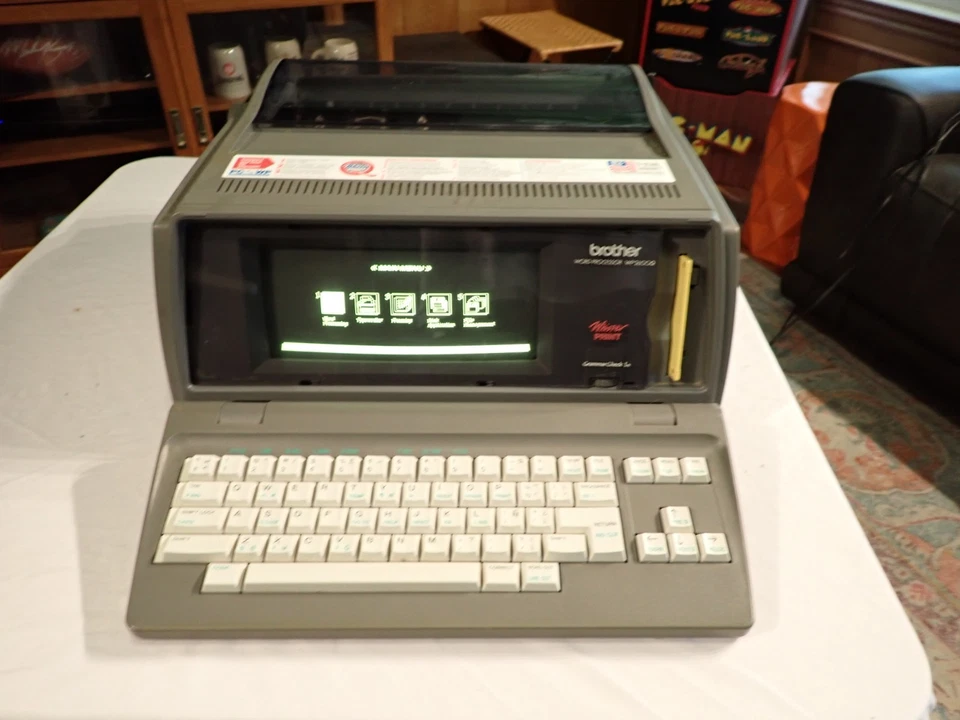 BROTHER WP2600Q Word Processor Whisper Print Grammar Check Works may need ribbon - Image 2 of 4