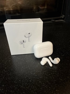 Apple AirPods Pro 2nd Gen Earbuds Wireless White Bluetooth MagSafe