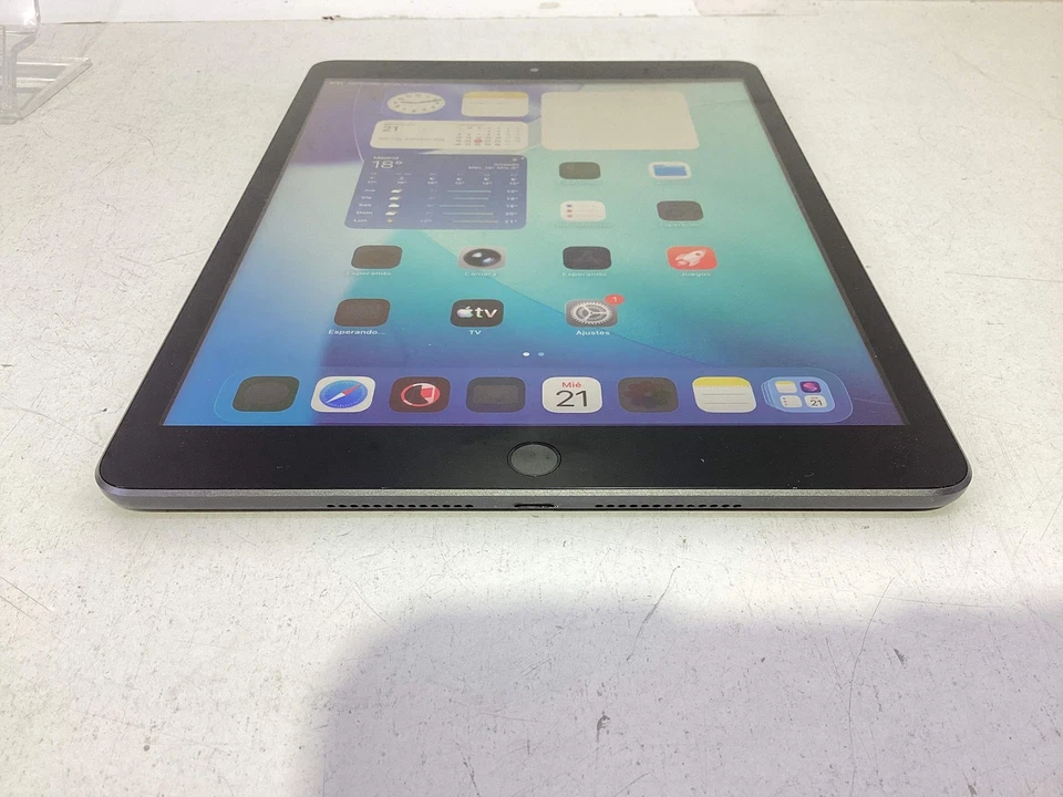 Apple iPad (9th generation) · 64GB · Wi-Fi, foto 4 de 5