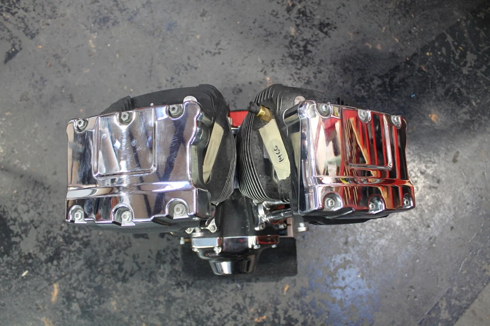 1466 05 MOTOR HARLEY-DAVIDSON MOTOR A 88CI DOBLE CÁMARA EFI FLH TOURING Foto 3 de 4