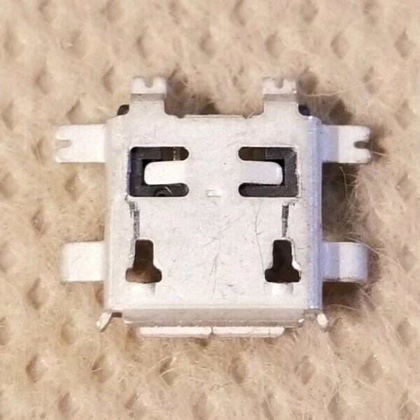 Nuevo puerto de carga HTC OEM - Aria Desire EVO 3D HD Mini Nexus One Rhyme Sensation + Foto 4 de 4