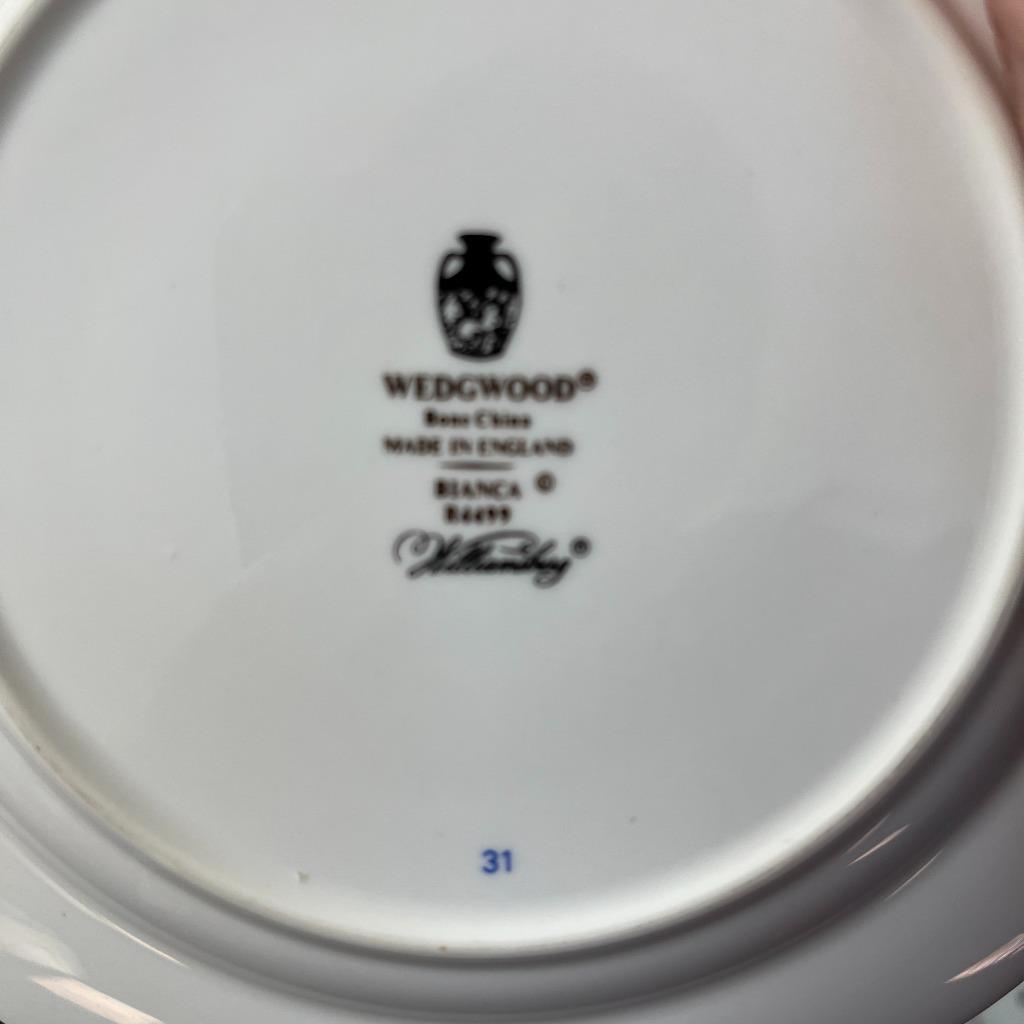 Wedgwood Bianca Bread & Butter Plates Williamsburg Collection R4499 Lot