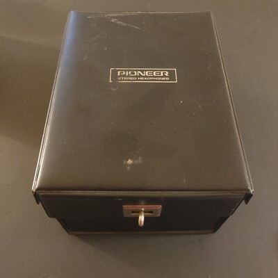 Vintage Pioneer SE-205 Headphones Original travel Box
