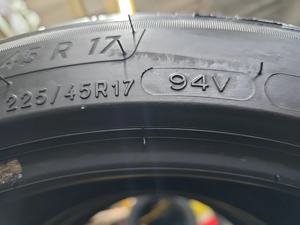 USATO: 4 PNEUMATICI 225/45R17 94V MICHELIN PRIMACY 4 S1 ESTIVE 6.MM DOT 2023 - Immagine 4 di 4