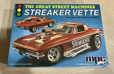 🏁 MPC STREAKER VETTE ‘67 CORVETTE STINGRAY (Factory Sealed) MODEL KIT 1:25 🏁