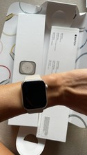 Apple Watch Series 8 41mm Aluminiumgehäuse mit Sportarmband - Polarstern...