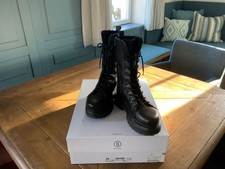 BOGNER  absolut neuwertige Lammfell Stiefel schwarz Gr 41  1x getragen