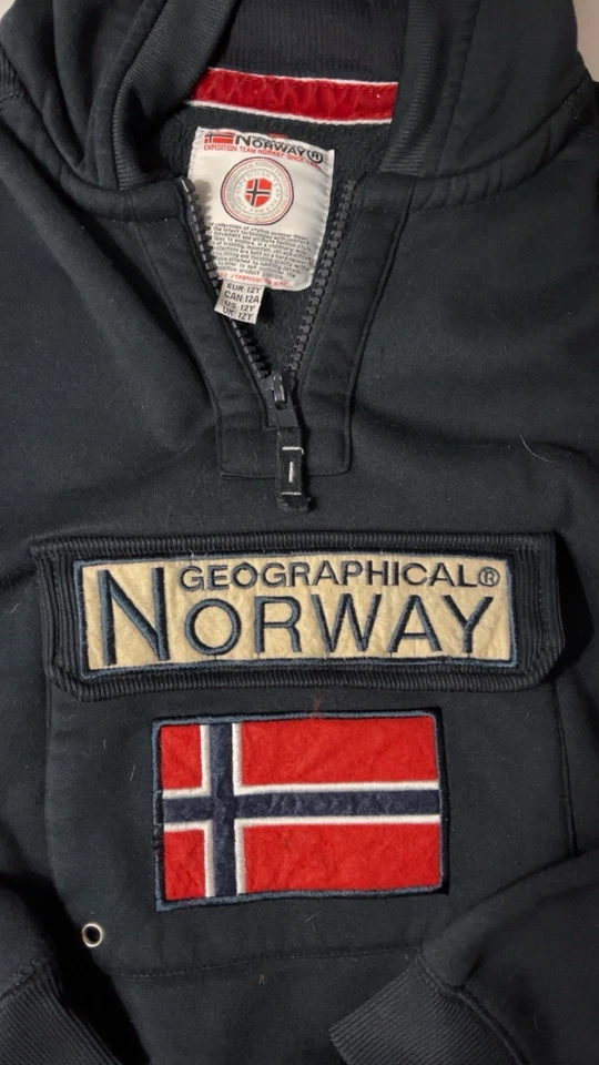 Толстовка с капюшоном географическая Норвегия США 12Y черная с передним чехлом - Изображение 2 из 4