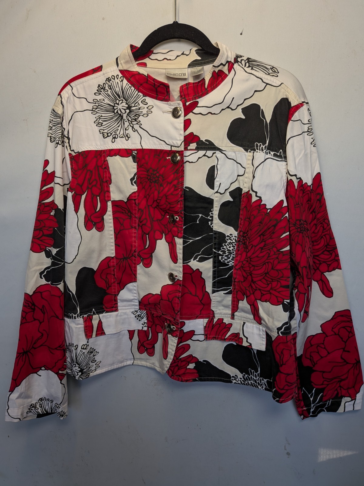 Chicos 2 Button Floral Print Patchwork Top Red Wh… - image 1