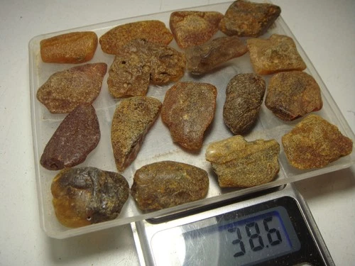 AMBER / raw baltic stones bernstein natural bursztyn baltycki genuine 琥珀 (e3592