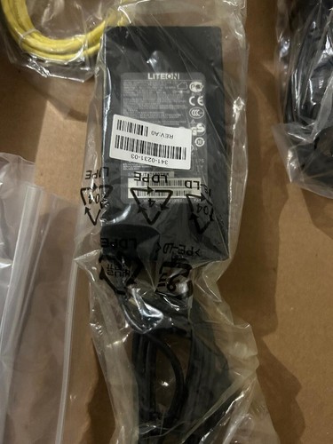 New Open Box Cisco 891W Wireless Security Router 891W-AGN-K9-03 - Afbeelding 5 van 21