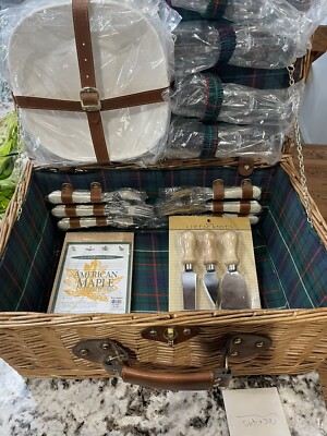 Large Wicker Picnic Basket 4 Person Setting Cups Plates Cutlery Cheese Board