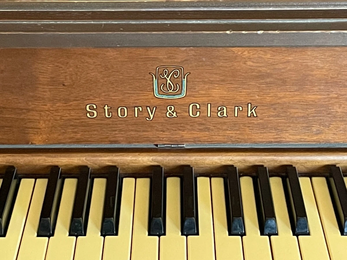 Story & clark console piano outlet