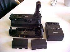 Canon EOS battery grip set w/2 batteries  charger bx 145 