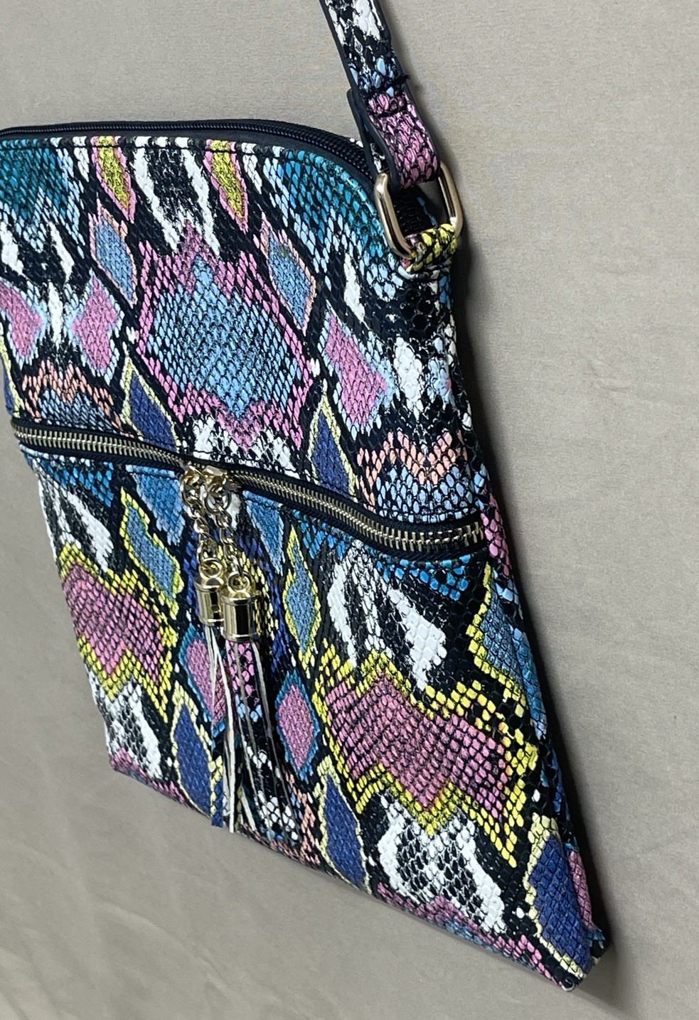 Multicolor Python Print Faux Leather Crossbody/Sh… - image 4