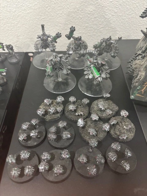 Necron Army - 40K - Pintado - Usado - 1615 pts - Algunos modelos fuera de existencia Foto 4 de 4