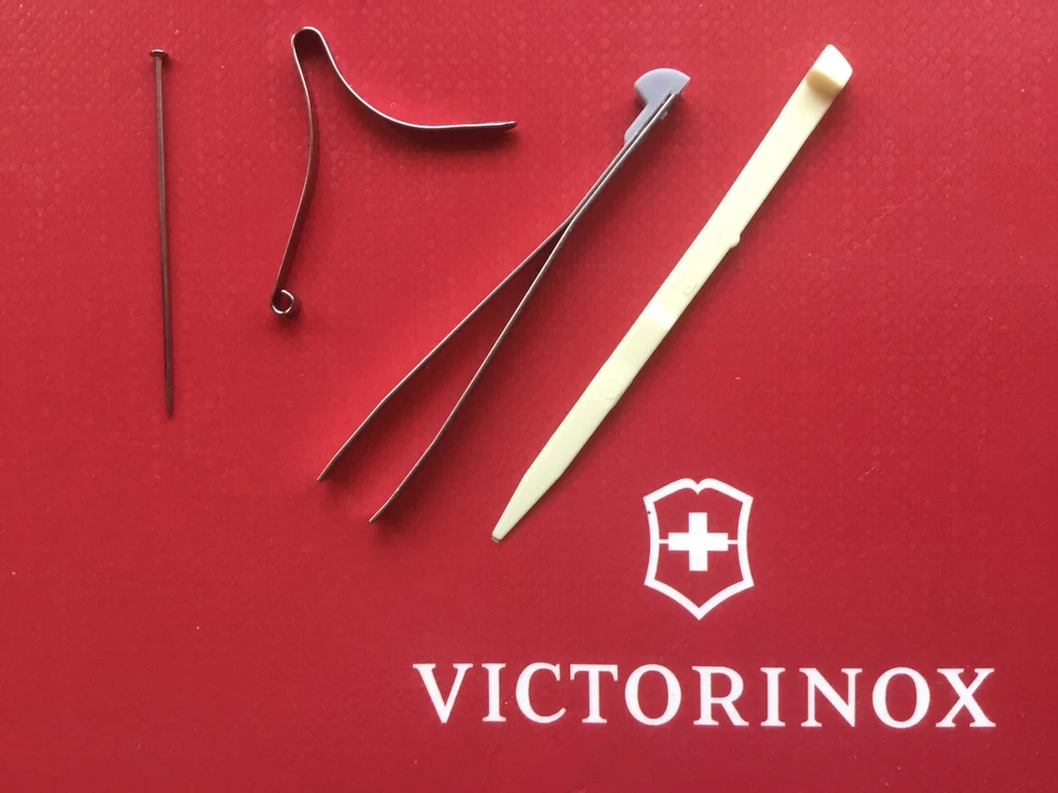 Scheren Feder Zahnstocher Pinzette Nadel Victorinox Taschenmesser gross 91mm