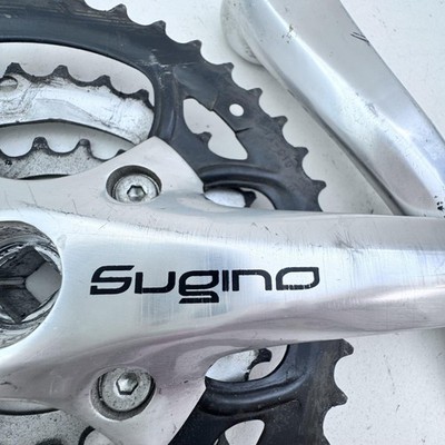 Sugino Triple Crankset 175 mm Square Taper 42/32/22 T Chainrings