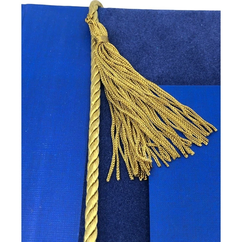 New Seasons Graduation Photo Book - Hold Fast to your Dreams *NEW* - Image 3 of 4