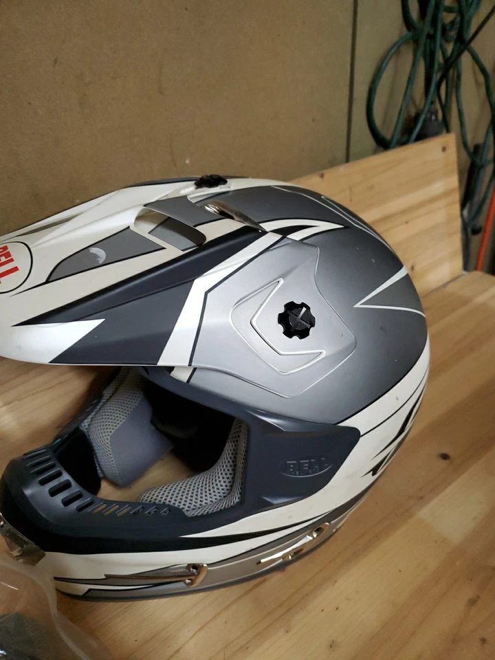 Casco de motociclismo Bell Moto 7R cara completa L AP diseños SNELL M2000 PUNTO APROBADO USADO EN EXCELENTE ESTADO Foto 2 de 4