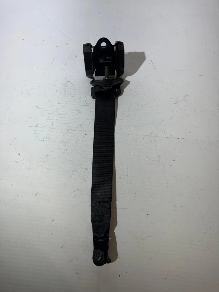12-19 FIAT 500 TRASERO IZQUIERDO LADO DEL CONDUCTOR SEGUNDA FILA CINTURÓN DE SEGURIDAD RETRACTOR OEM  Foto 2 de 3