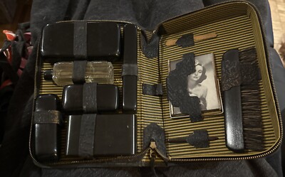 Vintage Mens Leather Travel Toiletry Kit.   Mirror Photo  w/Stand, Brushes