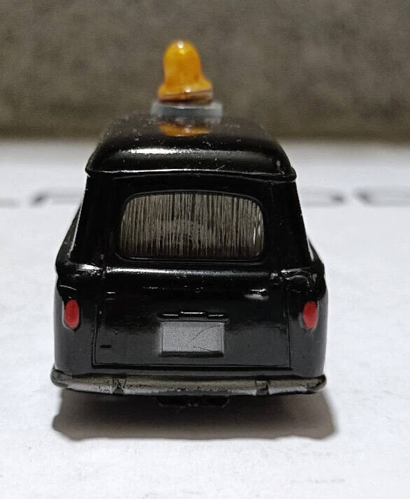 CIJ - 3/46P PEUGEOT 403 Commerciale Police Electrique + lampeggiante scala 1/43 - Immagine 3 di 4