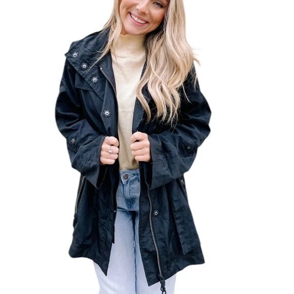 Chaqueta Fillmore Anorak Resistente al Agua con Capucha Plegable Azul Marino Oscuro Talla L Foto 2 de 4