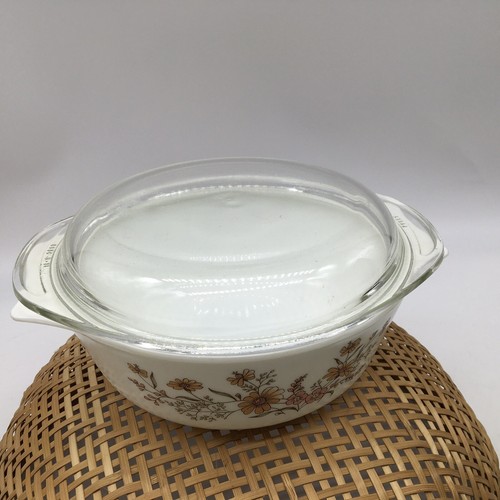 Pyrex Country Autumn 8-inch Casserole With Lid Vintage Made In England - Picture 2 of 11