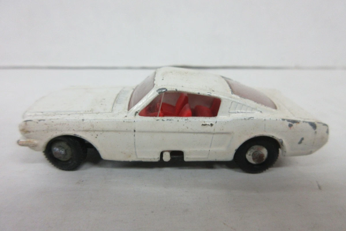 Matchbox no sale 8 mustang