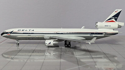 #ad Panda Models 1:400 Delta Air Lines McDonnell Douglas MD 11 N808DE Diecast Model AU $124.95
