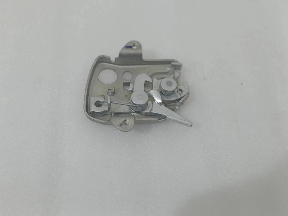 Mecanismo de bloqueo de pestillo del capó Suzuki SJ Samurai 86-95 |Apto para Foto 2 de 4