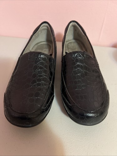 Women’s Naturalizer Shoes Channing Black Slip On Loafers Size 4 Rubber Soles - Picture 2 of 7