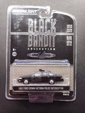 GreenLight Black Bandit • 1980 Chevrolet Caprice Police • 1/64 • Bx66