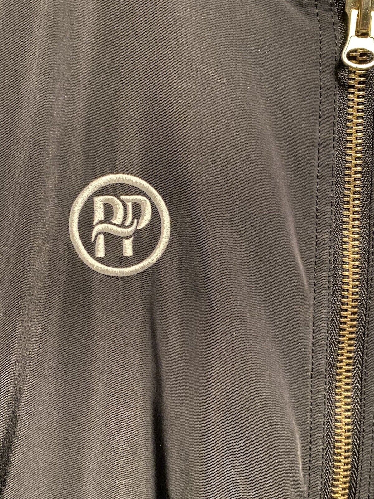 Picture 5 of 18