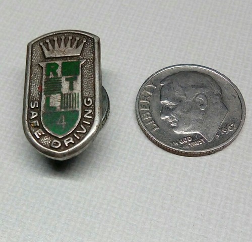 1930's SAFE DRIVING AWARD RTL RYDER TRUCK LINES 4 YEARS ENAMEL PIN BADGE SILVER - Picture 2 of 3