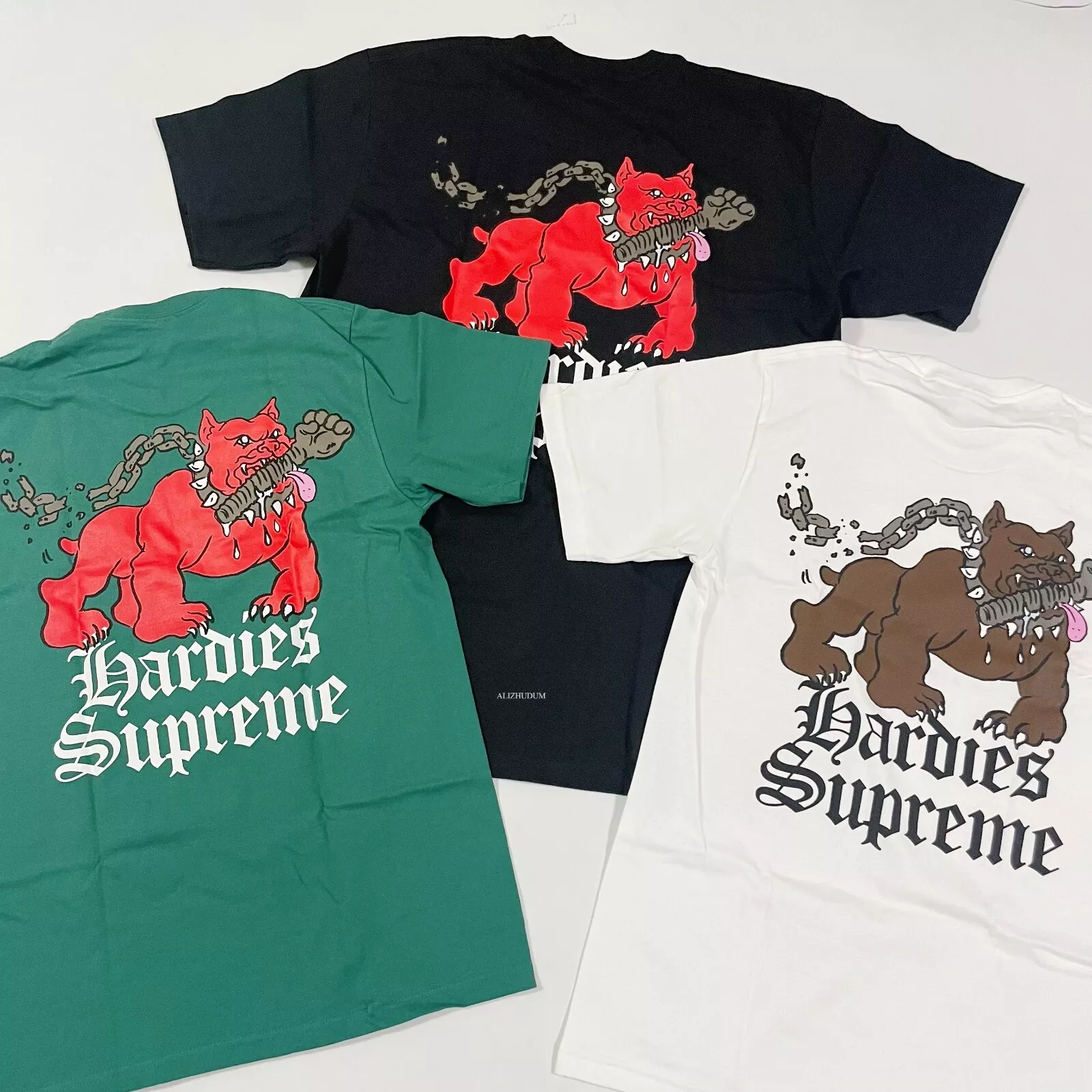 SUPREME SS23 HARDIES DOG TEE NOIR BLANC XXL