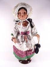 Sammlerpuppe Biskuit-Porzellan weicher Körper Mädchen Trachten-Bekleidun (11369)