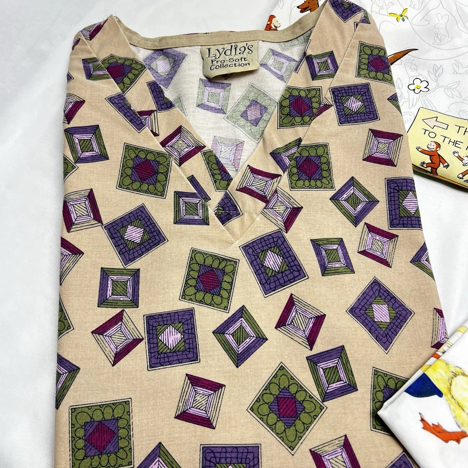 Vintage Scrub Tops Lot of 4 Size L Pockets Chicks Geometric Bears Curious George - Image 2 of 4