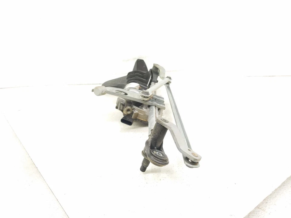 Motor limpiaparabrisas delantero BMW 430I 2017-2021 61-61-7-260-488 Foto 3 de 4