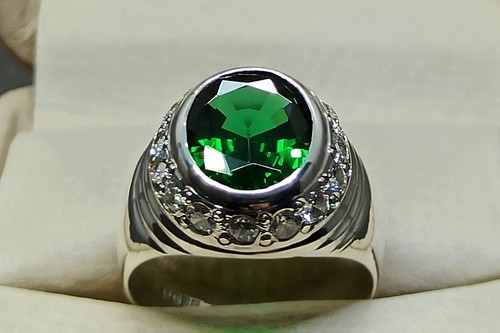 Women Handmade Ring 925 Sterling Silver – Lab Created Alexandrite & Green Zircon - Picture 15 of 24