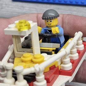 LEGO Creator Lighthouse Island  & MiniFigure #5770 PARTS REPAIR INCOMPLETE
