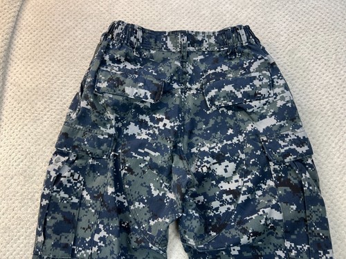 Pantalone US Navy uomo taglia 24x31 blu digitale mimetico cargo largo militare BDU tattico - Foto 19 di 19