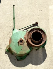 USED FIRST REDUCTION GEAR COVER FOR JOHN DEERE A TRACTOR AA4649R