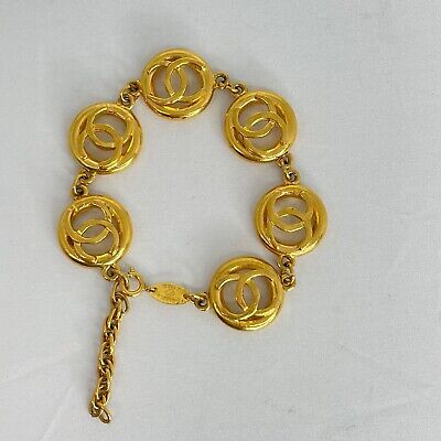 CHANEL Vintage 1983 Gold Plated Round Logo CC Bracelet - 9.2 CHANEL Vintage 1983 Gold Plated Round Logo CC Bracelet - 9.2