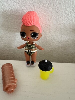 #ad LOL Surprise Dolls Lights Glitter Yacht B.B. With Outfit $4.99