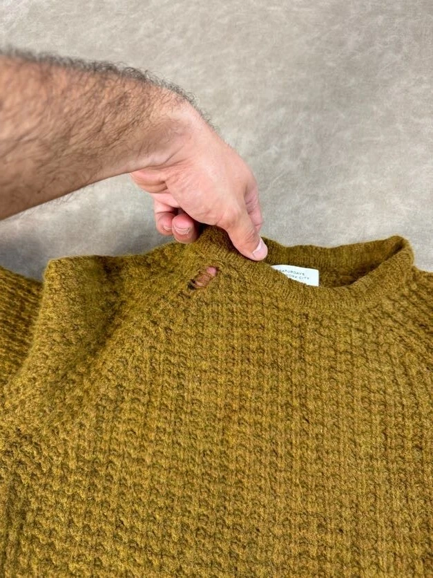 Suéter Pullover Pequeño Saturdays NYC Mujeres Tejido Waffle Cuello Redondo Manga Larga Foto 4 de 4