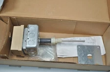 NEW INVENSYS T.A.C Proportional Temperature Controller 6" Probe  SLC-8324 0 0 1