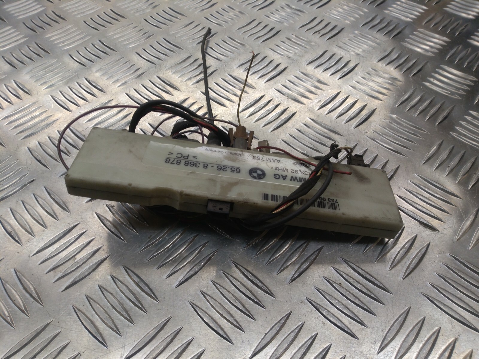 BMW OEM 00-03 540i Stereo Audio Radio-amplifier 65268368878 for  