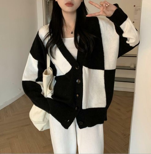 Womens Black White Plaid V Neck Long 